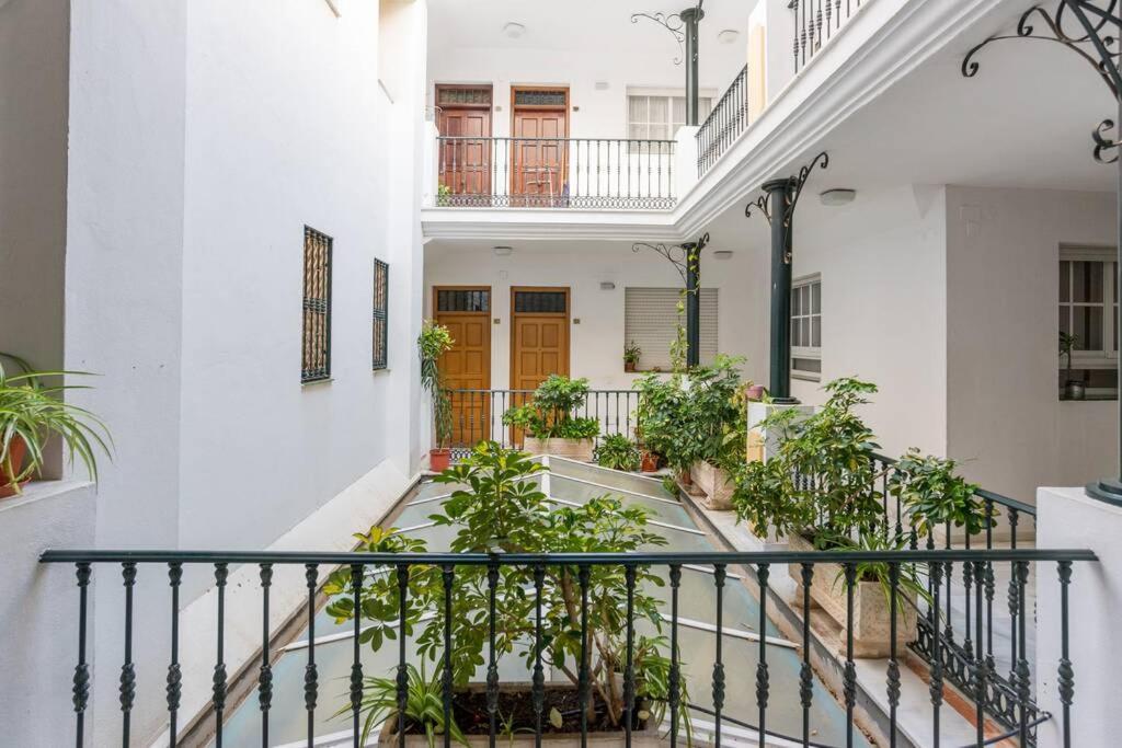 Apartament Tgh/ Malaga Centro Carreteria Zewnętrze zdjęcie