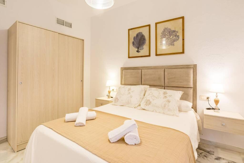 Apartament Tgh/ Malaga Centro Carreteria Zewnętrze zdjęcie