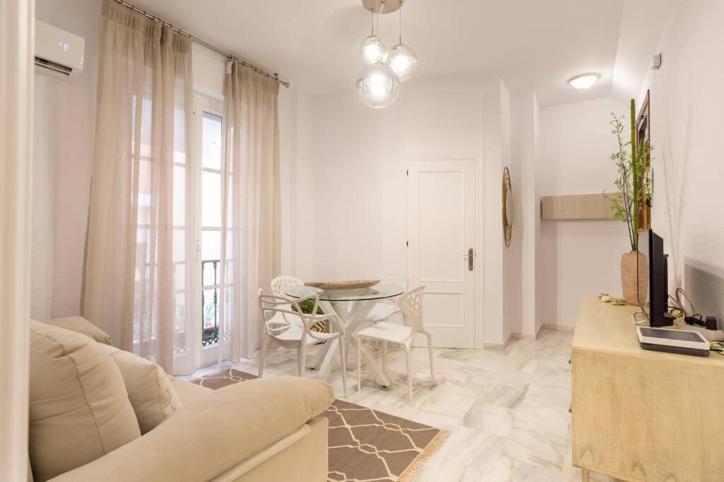 Apartament Tgh/ Malaga Centro Carreteria Zewnętrze zdjęcie